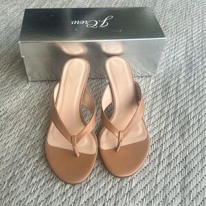 J crew leather thong Violetta sandal. Beige